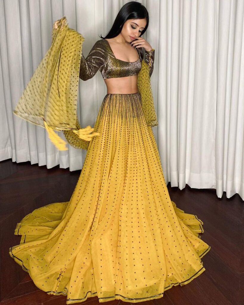 sunaina khera lehenga price